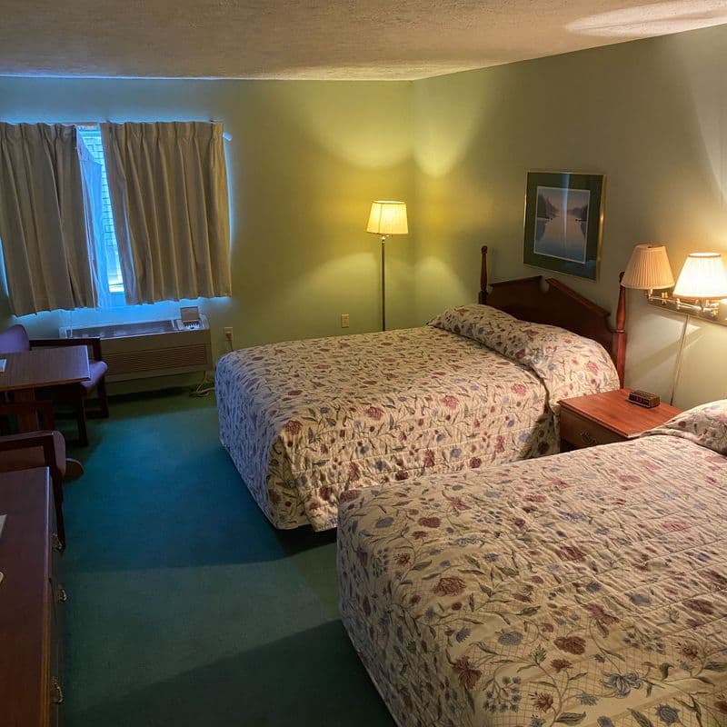 Double Queen Room