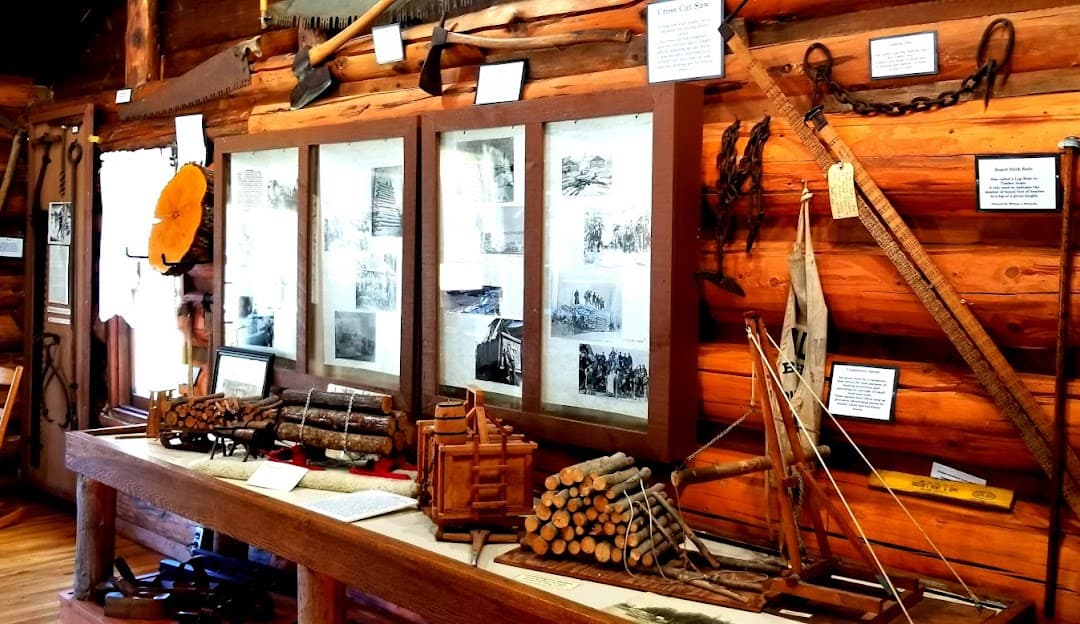 Les Cheneaux Historical Museum